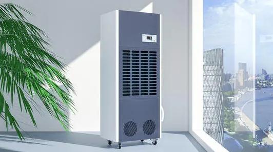 根據濕度要求不同，選用相應的除濕機